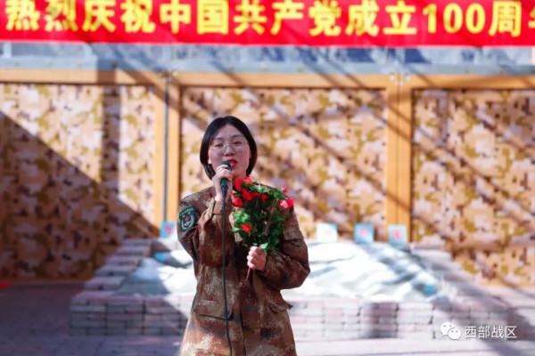 12天,2000公里,高原女兵帶去歡樂與溫暖 12天,2000公里,高原女兵帶去歡樂與溫暖