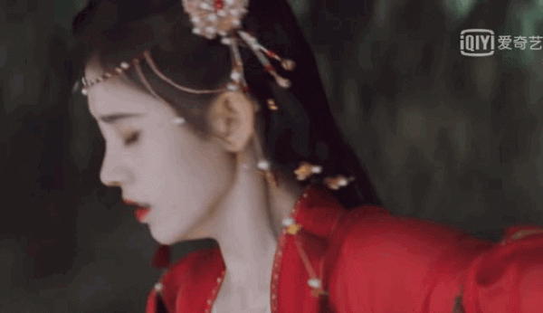 現在的女明星,怎麼越來越“醜”了? 現在的女明星,怎麼越來越“醜”了?