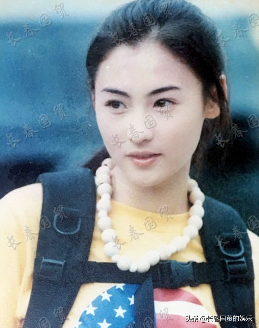 張柏芝青澀舊照曝光，甜美可人正值顏值巔峰