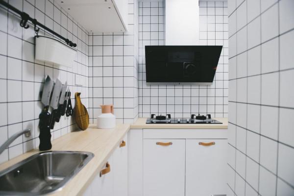 50平方米的一居室，搖身變成了仙女的家，衣帽間大餐廳樣樣皆全