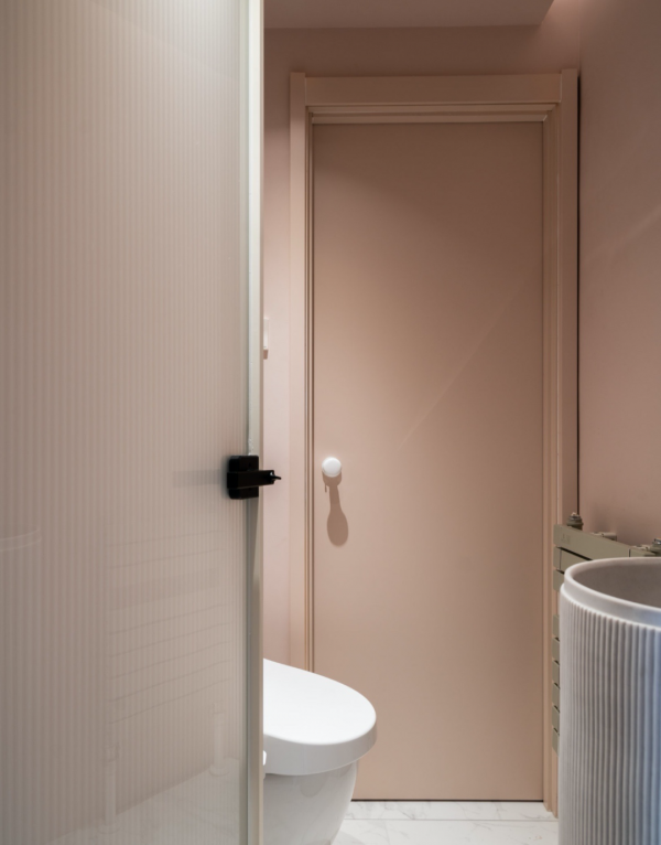 90後北京女孩的家太“哇塞”了！58W裝60m²，卻把一半面積給臥室