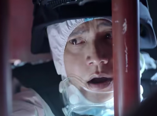 開播2集,收視率破1!影帝陳坤這部熱血大劇,來“轟炸”影圈了 開播2集,收視率破1!影帝陳坤這部熱血大劇,來“轟炸”影圈了