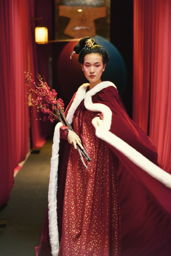 生活在左《九九消寒圖》New Hanfu系列主題釋出會