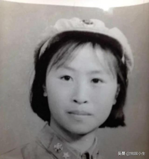 “醜娘”張少華自稱是校花,本以為開玩笑,看到年輕時照片我信了 “醜娘”張少華自稱是校花,本以為開玩笑,看到年輕時照片我信了