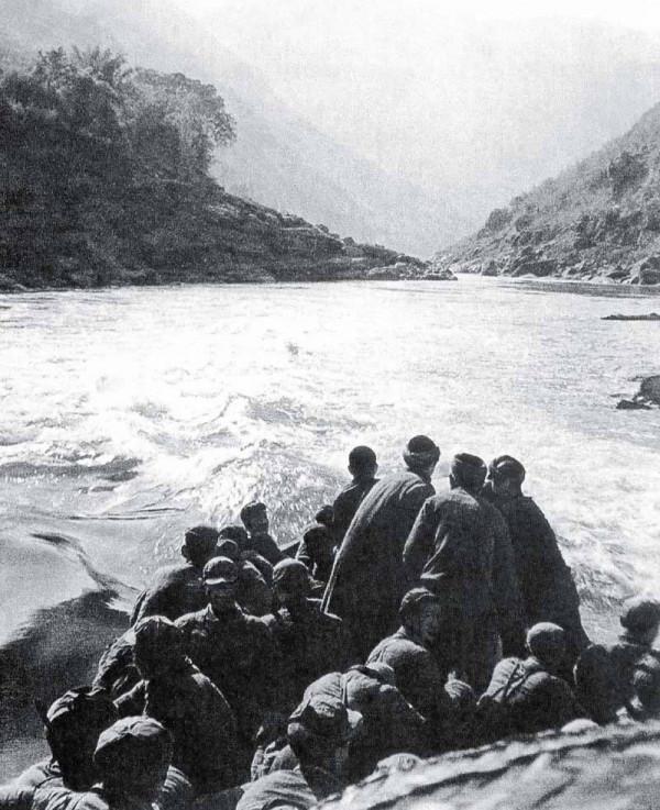 兩萬五千里長徵，紅軍是怎麼解決經濟問題的？搞經濟也有一手