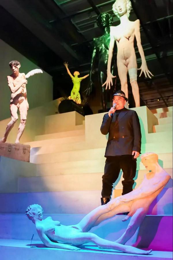 林惠興《人間劇場Ⅱ》: 今天我們只感受人間的喜悅