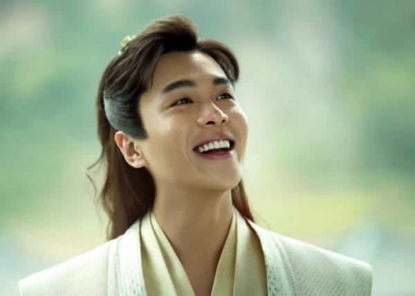 沒等來慶餘年2，卻盼來張若昀又一“權謀大劇”，與老搭檔再合作