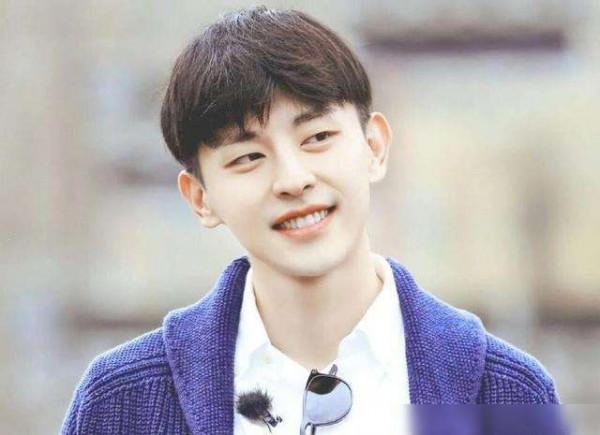 因為310萬輸掉大好前程，粉絲喊冤不意外，鄧倫才是真糊塗