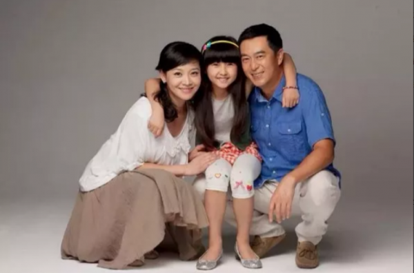 這8對幸福美滿的夫妻，有人恩愛32年，有人36歲生二胎，你知道嗎