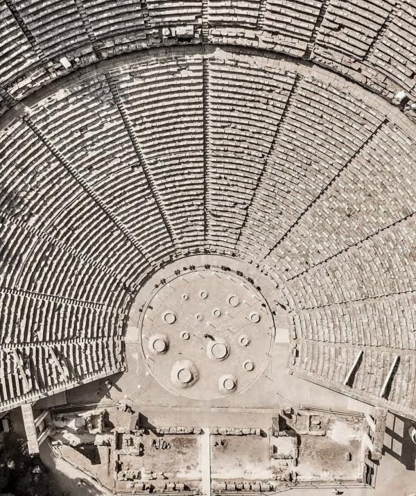 電子顯微鏡下被離子束切開的癌細胞 電子顯微鏡下被離子束切開的癌細胞