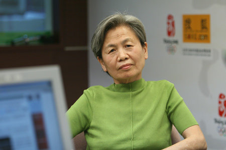 59年宋任窮女兒報考哈軍工，向周總理控訴陳賡，總理大讚：有出息