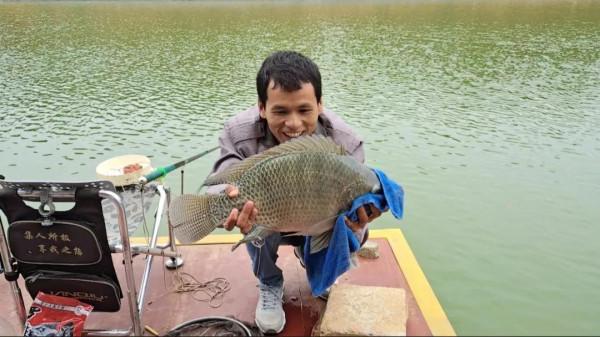 這幾種魚是最成功的入侵魚類，遇水則活，釣到儘量別放生