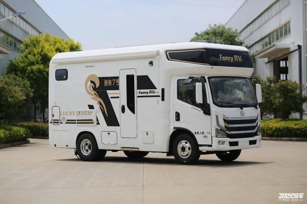 48V能源供給/大空間/水電的房車 法美瑞海角7號後廚房版頗具實力 48V能源供給/大空間/水電的房車 法美瑞海角7號後廚房版頗具實力