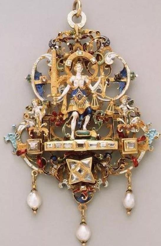 洛可可、巴洛克、拜占庭各種風格的珠寶怎麼區分? 洛可可、巴洛克、拜占庭各種風格的珠寶怎麼區分?