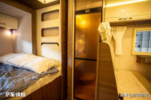 大品牌主流房車啥樣?空間夠大水電充足,6口人長途旅行也無憂 大品牌主流房車啥樣?空間夠大水電充足,6口人長途旅行也無憂