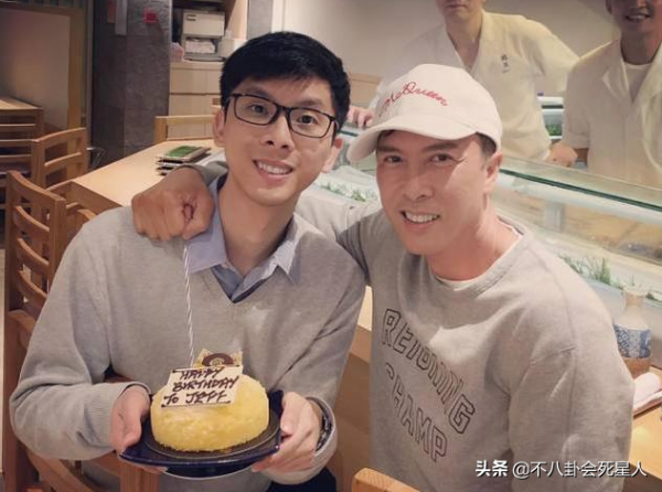 同一個明星爹，不同的媽，這5對星二代的生活差距，現實又扎心