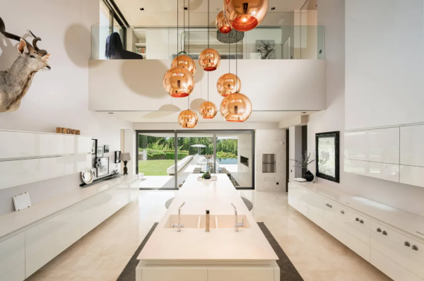 1.6億超級豪宅，3000㎡多，把奢華玩出花樣