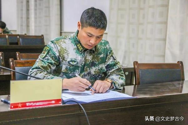 合成旅副旅長、合成旅參謀長，都是正團職上校，誰的權力大？