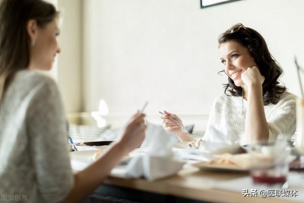 女性到了更年期，身體潮熱怎麼辦？3個方法幫助緩解