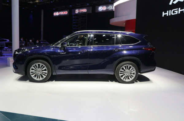 中型SUV保值率天花板，起步價25.88萬，豐田漢蘭達依舊堅挺