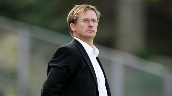 在2021年離世的國際足壇十大球員