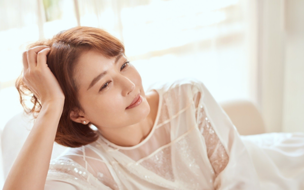 周海媚：2段情史，36歲為小7歲男友定居北京，55歲堅持不婚