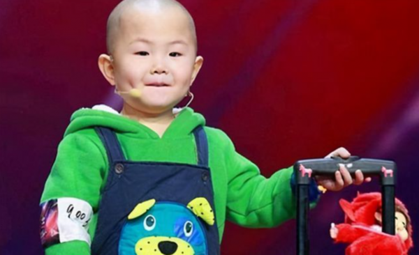 3歲走紅5歲登上春晚！被父母當成搖錢樹壓榨，張峻豪如今怎麼樣了