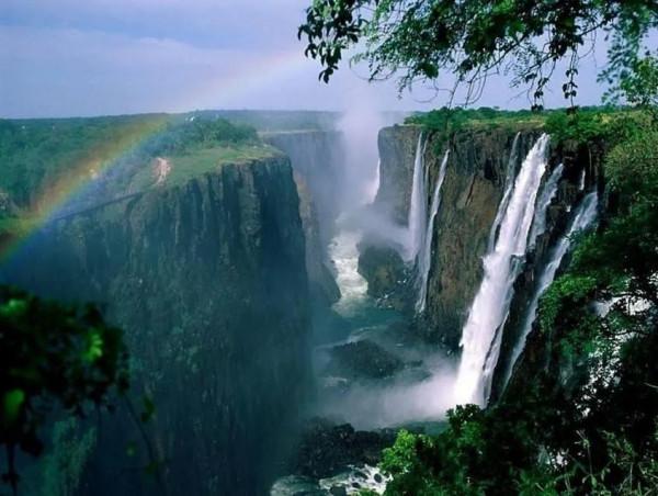 世界十大絕美峽谷排名！有點驚魂動魄