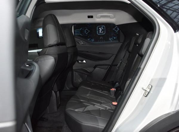 又一跨界型SUV,搭載純電驅動系統,續航450公里,內飾成最大亮點 又一跨界型SUV,搭載純電驅動系統,續航450公里,內飾成最大亮點