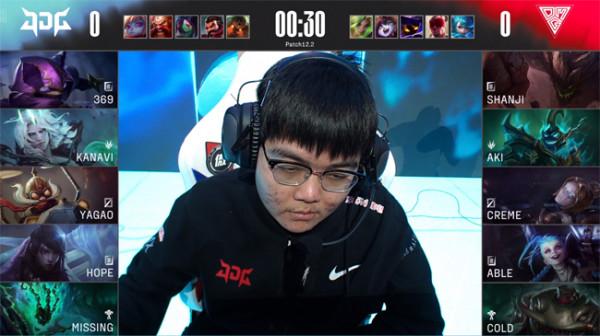 LOL-LPL：Hope金克絲火力全開怒砍五殺，JDG 2-0碾壓OMG豪取四連勝