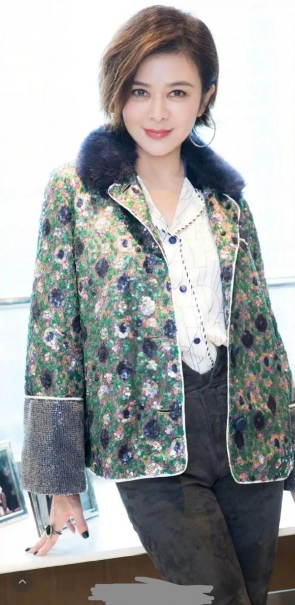 經典女神（關之琳）