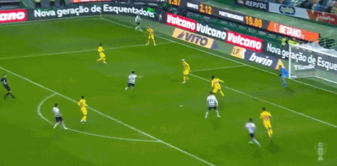 從0-1到3-2!歐冠種子隊踢出神劇本:11連勝登頂,保利尼奧救主 從0-1到3-2!歐冠種子隊踢出神劇本:11連勝登頂,保利尼奧救主