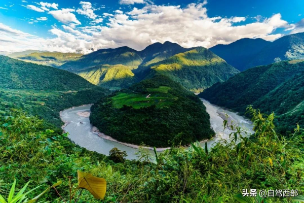 國家地理評選出114個“中國最美”的地方,你去過幾個? 國家地理評選出114個“中國最美”的地方,你去過幾個?