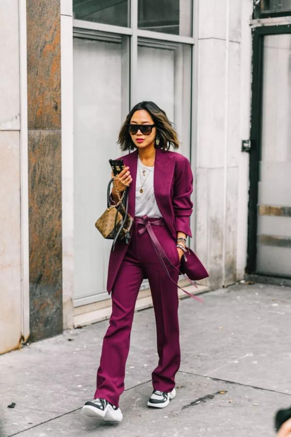 T恤+N種外套，2021早秋最美搭配