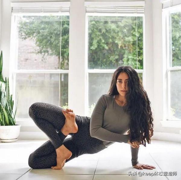 如何消除大肚腩？這4式瑜伽要堅持練習，甩掉贅肉，塑造麴線