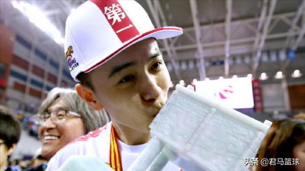 送走救命稻草,楊鳴“另覓新歡”!曝遼籃外援4選1,劍指總冠軍 送走救命稻草,楊鳴“另覓新歡”!曝遼籃外援4選1,劍指總冠軍