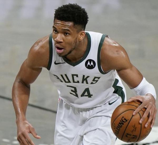 NBA聯盟前五超巨名單出爐!庫裡第四,詹姆斯第三,字母哥第一名 NBA聯盟前五超巨名單出爐!庫裡第四,詹姆斯第三,字母哥第一名