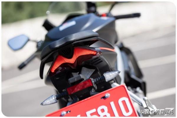 2021 RS660 試駕：操控、電控一次滿足，中量級運動車款新世代