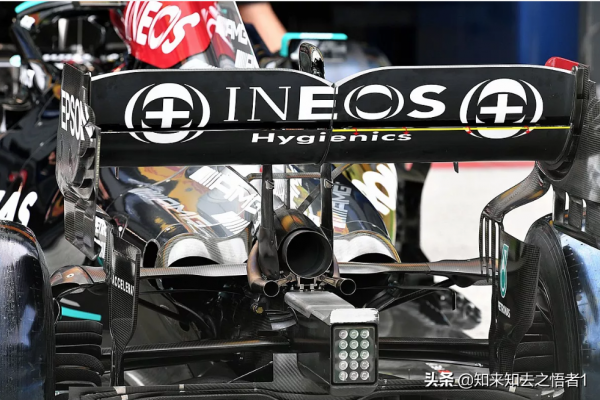 紅牛車隊懷疑梅賽德斯尾翼的背後到底是什麼