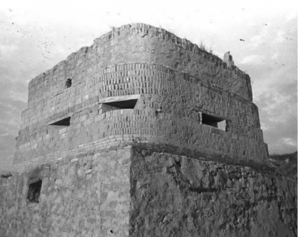 狙擊手槍法那麼厲害,為何不射殺碉堡中計程車兵?他們不敢這麼做 狙擊手槍法那麼厲害,為何不射殺碉堡中計程車兵?他們不敢這麼做