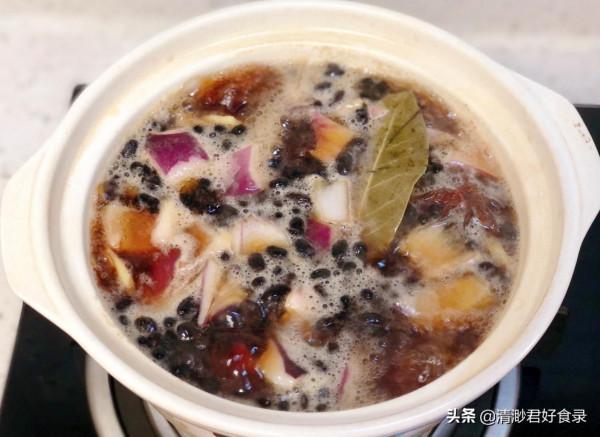 82歲奶奶用“長壽豆”燉豬蹄，教我不要亂加調料，吃一次忘不了