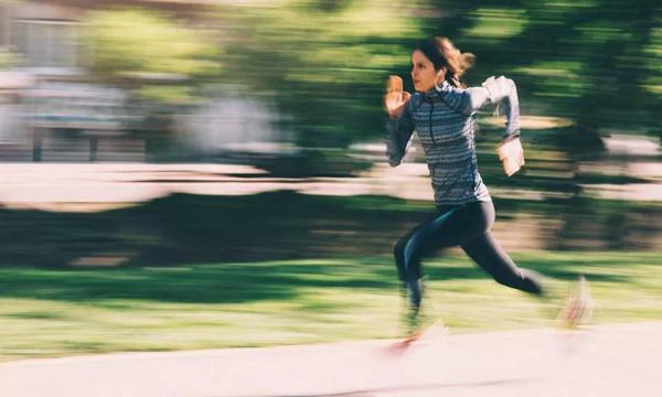 利用Fartlek跑步法快慢跑交替快速實現燃脂效果 利用Fartlek跑步法快慢跑交替快速實現燃脂效果