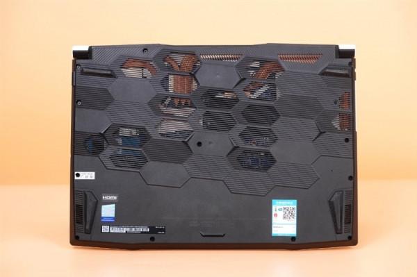 高顏值的親民遊戲本!微星俠客-刃15評測:效能釋放超想象 高顏值的親民遊戲本!微星俠客-刃15評測:效能釋放超想象