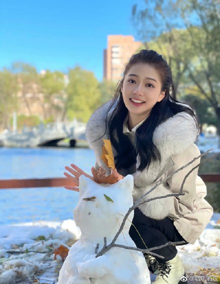 馮琳 未來主持界的新星 人美氣質甜