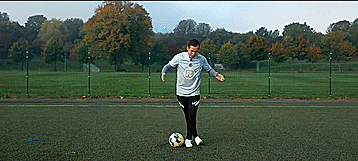 五步學會羅納爾迪尼奧花式足球組合技巧 五步學會羅納爾迪尼奧花式足球組合技巧