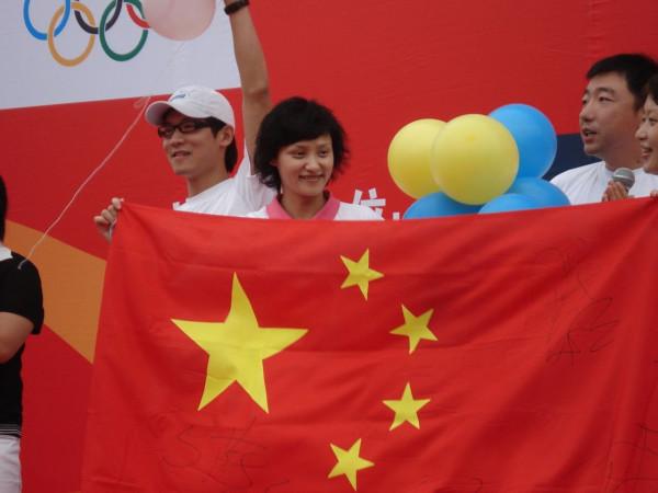 跳水女皇高敏：18歲奪奧運金牌，22歲卻巔峰退役，二婚老公是教授