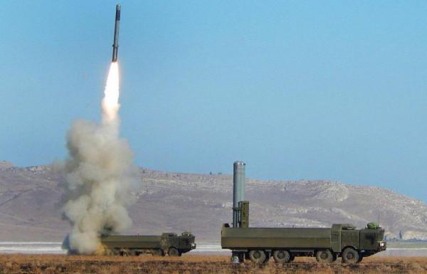 俄部署導彈，緊靠北海道，直切日本要害，自衛隊奪島軍演自取其辱