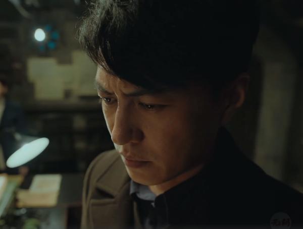 靳東諜戰大劇來襲，首發預告資訊量巨大，王志文黑化眼神成大驚喜