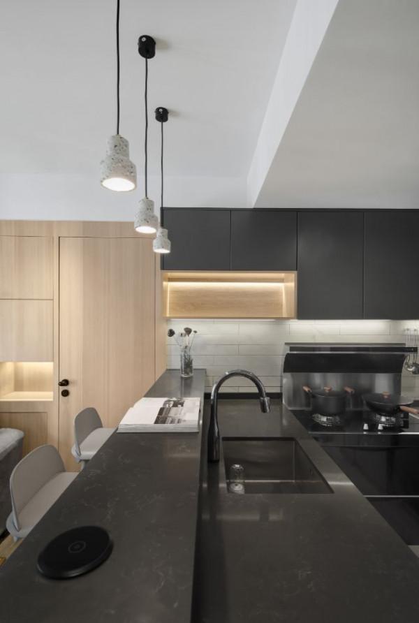 別再嫌家小了！50㎡爆改後也能擁兩室和大浴缸