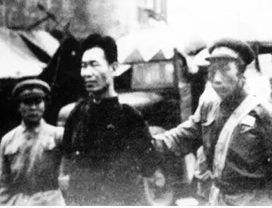 渣滓洞惡魔徐貴林,殘害一百八十餘名烈士,潛逃中買菜大媽識真兇 渣滓洞惡魔徐貴林,殘害一百八十餘名烈士,潛逃中買菜大媽識真兇